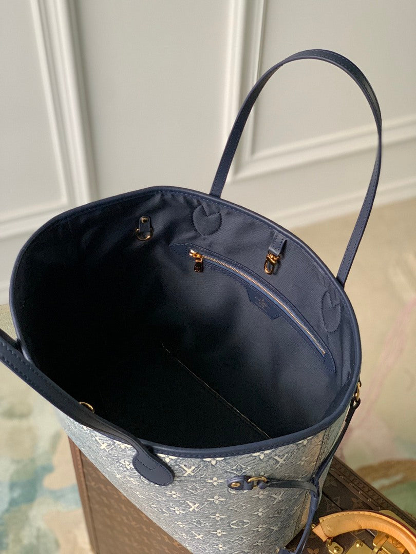 Sac à main Neverfull – Réf. M22921