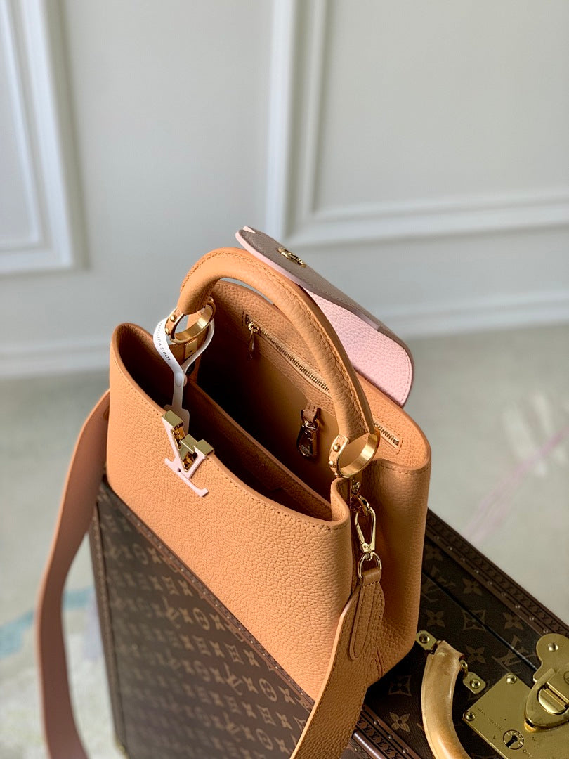 Sac à main Capucines – Réf. M22206 · Marron · Coloris 2