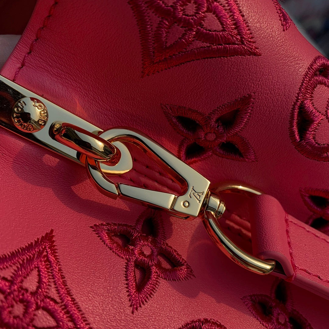 Sac à main Capucines – Réf. M22863 · Fuchsia · Coloris 2