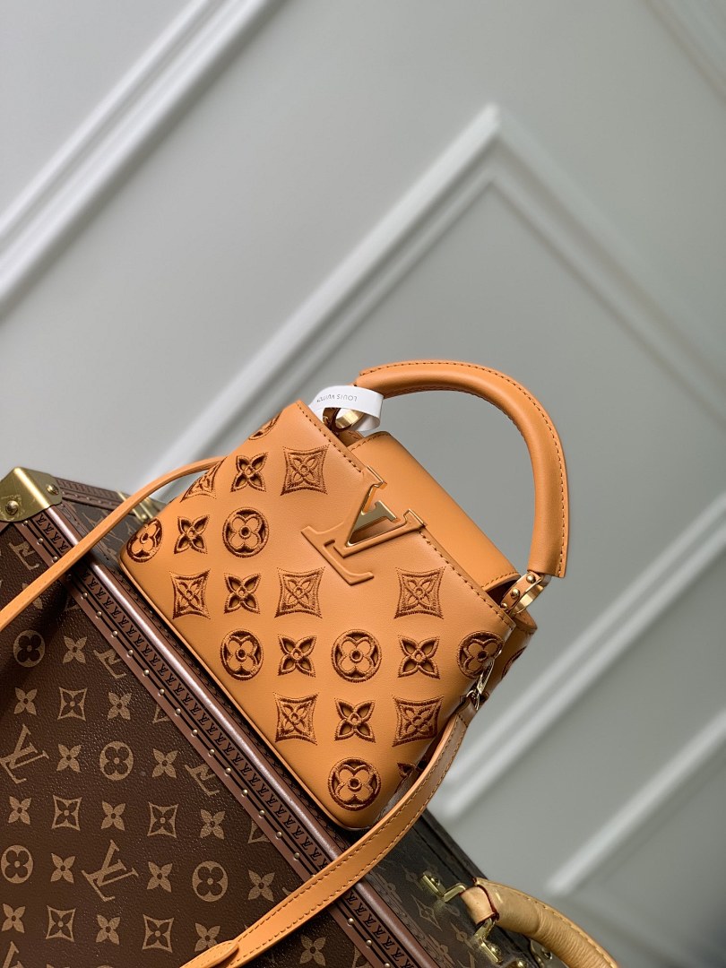 Sac à main Capucines – Réf. M22863 · Coloris 1
