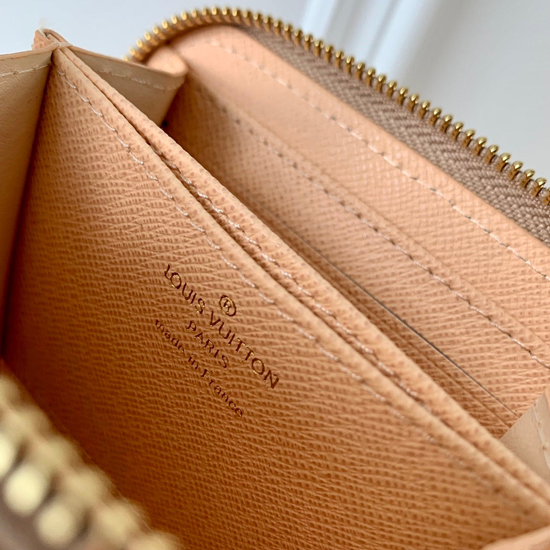 Portefeuille – Réf. M82483