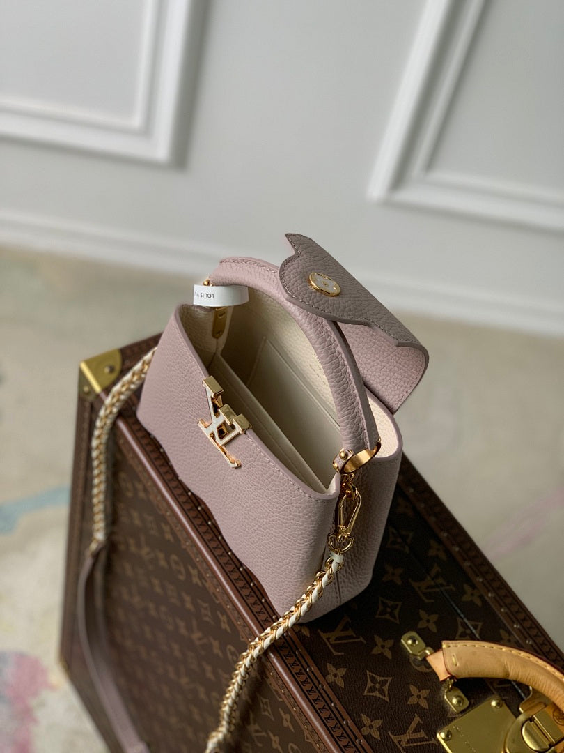 Sac à main Capucines – Réf. M22122 · Violet Rose · Coloris 1