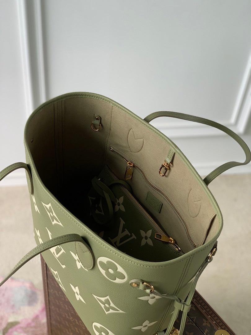 Sac à main Neverfull – Réf. M46649