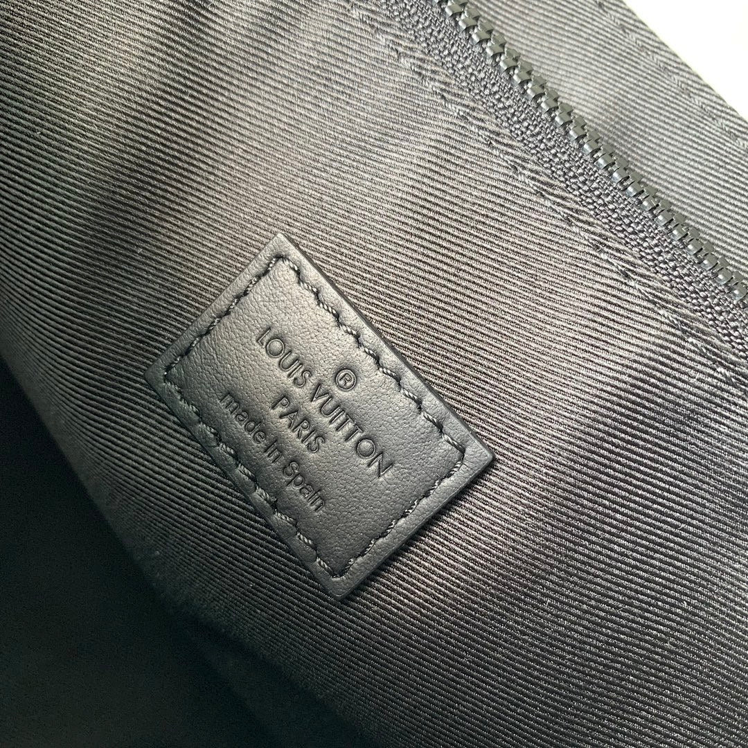 Sacoche Messenger – Réf. M46685 · Monogram Noir