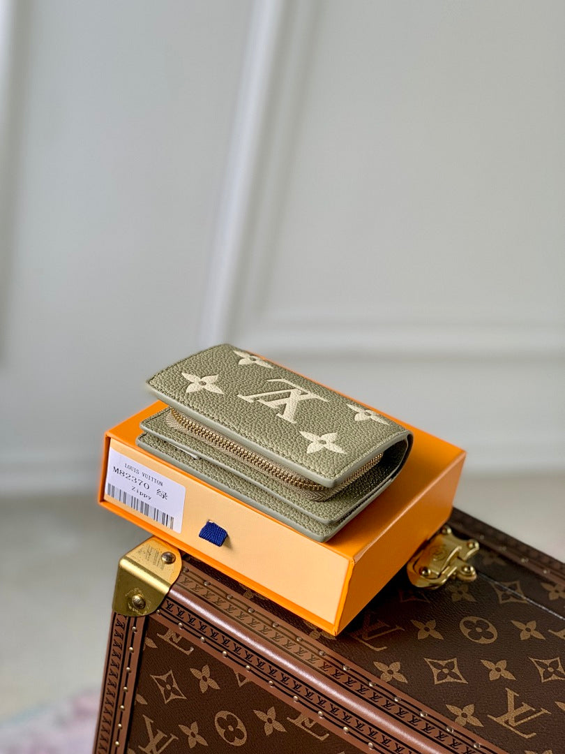 Portefeuille – Réf. M82370 · Vert Sérigraphie