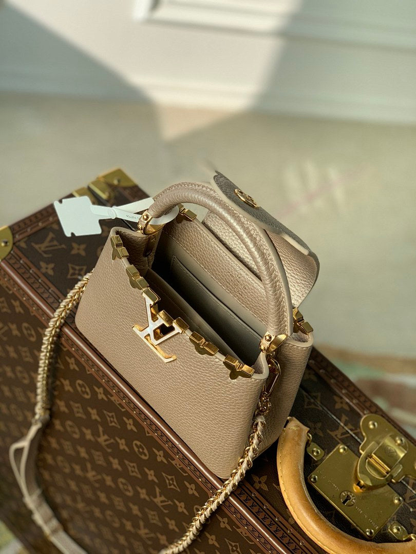 Sac à main Capucines – Réf. M22436 · Coloris 1