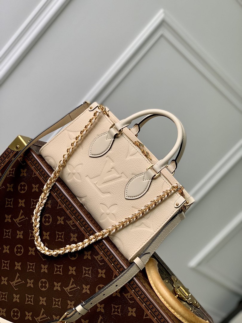 Sac à main OnTheGo – Réf. M23640 · Coloris 2