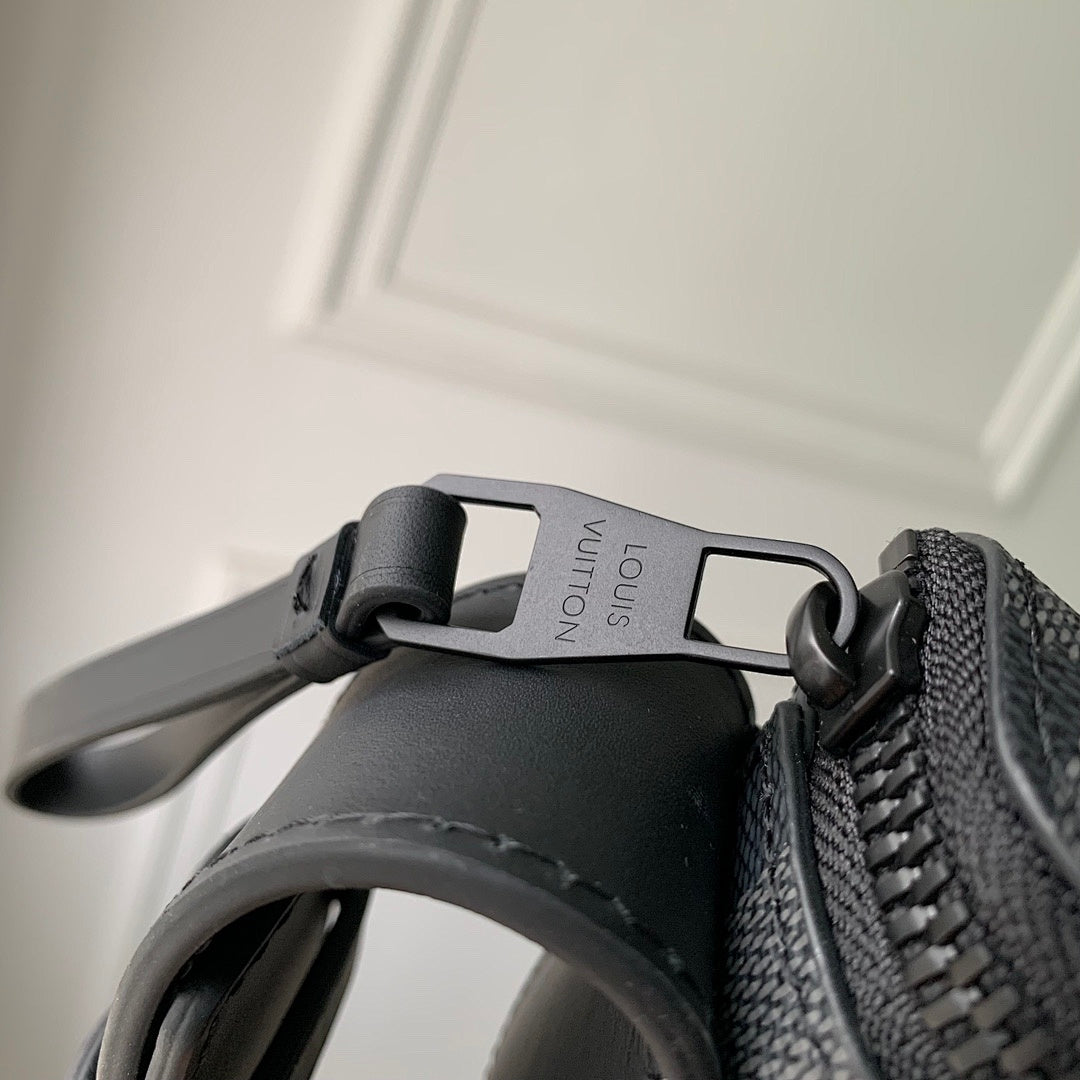 Sacoche – Réf. M23835 · Damier Graphite