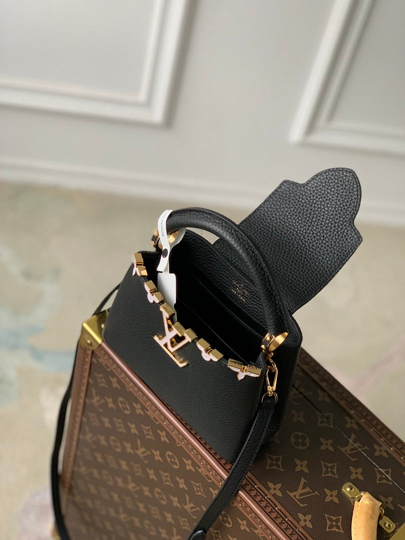 Sac à main Capucines – Réf. M23263 · Coloris 1