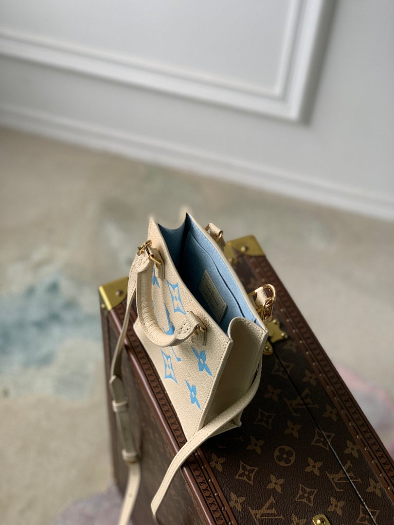 Sac à main Petit Sac Plat – Réf. M69442 · Coloris 1