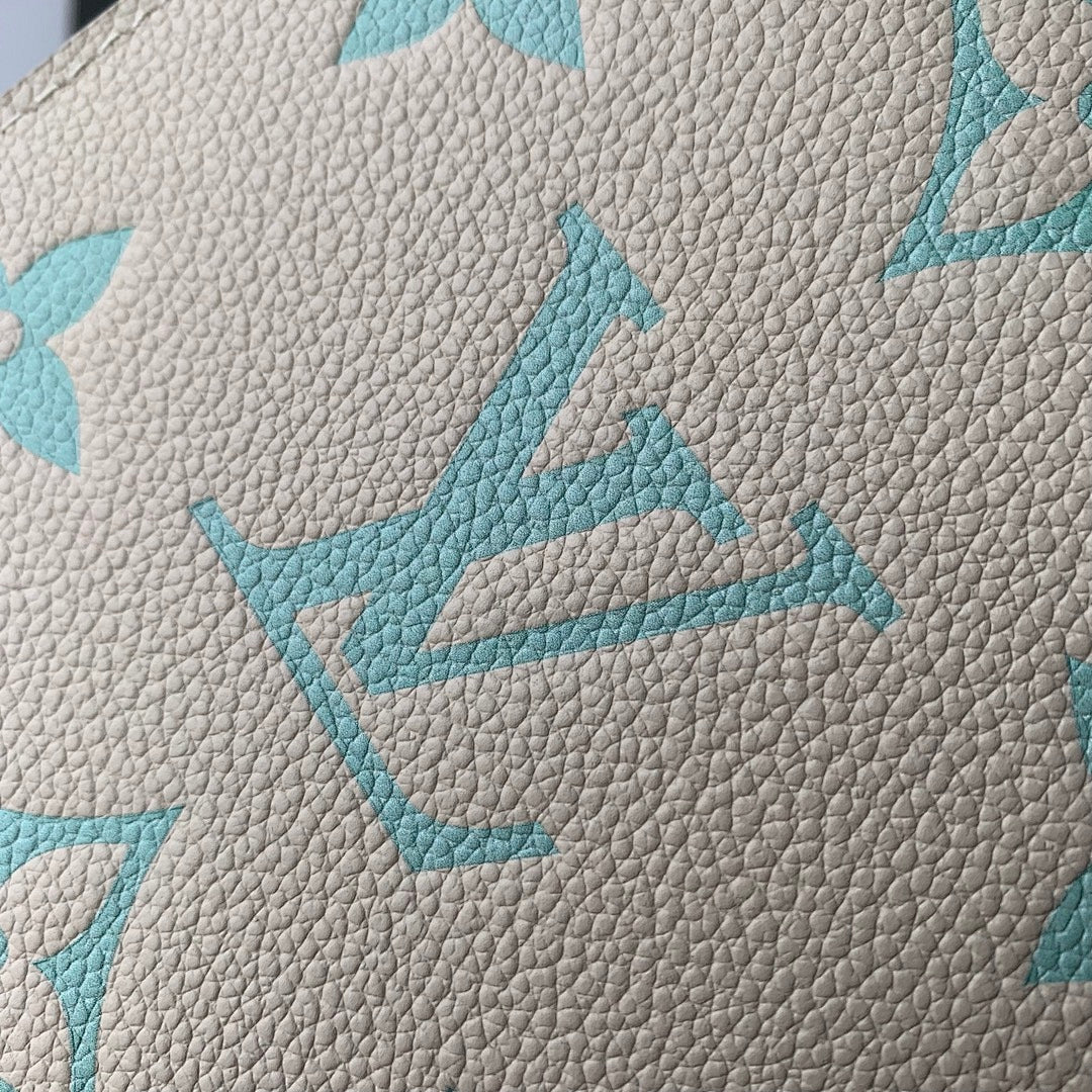 Sac à main Petit Sac Plat – Réf. M69442 · Vert