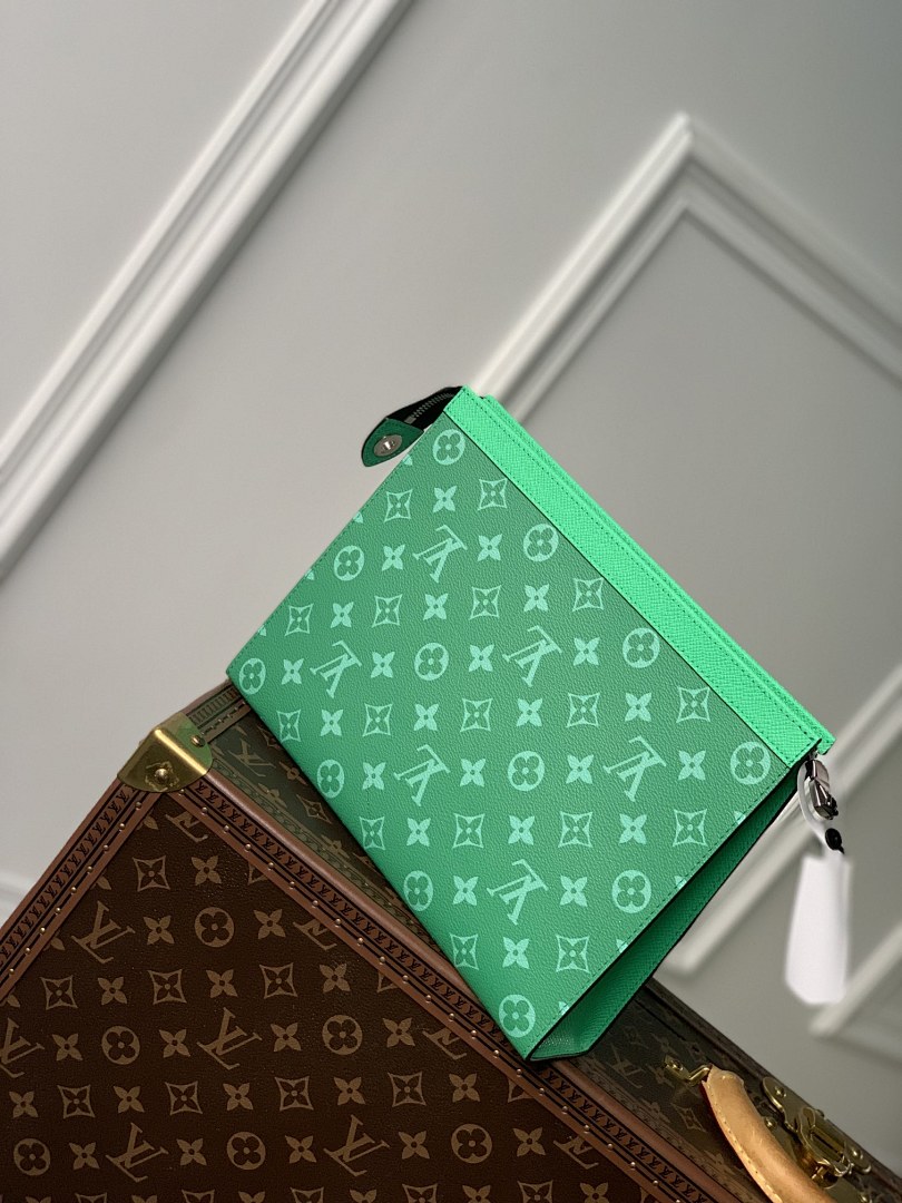 Pochette – Réf. M83099 · Monogram Vert