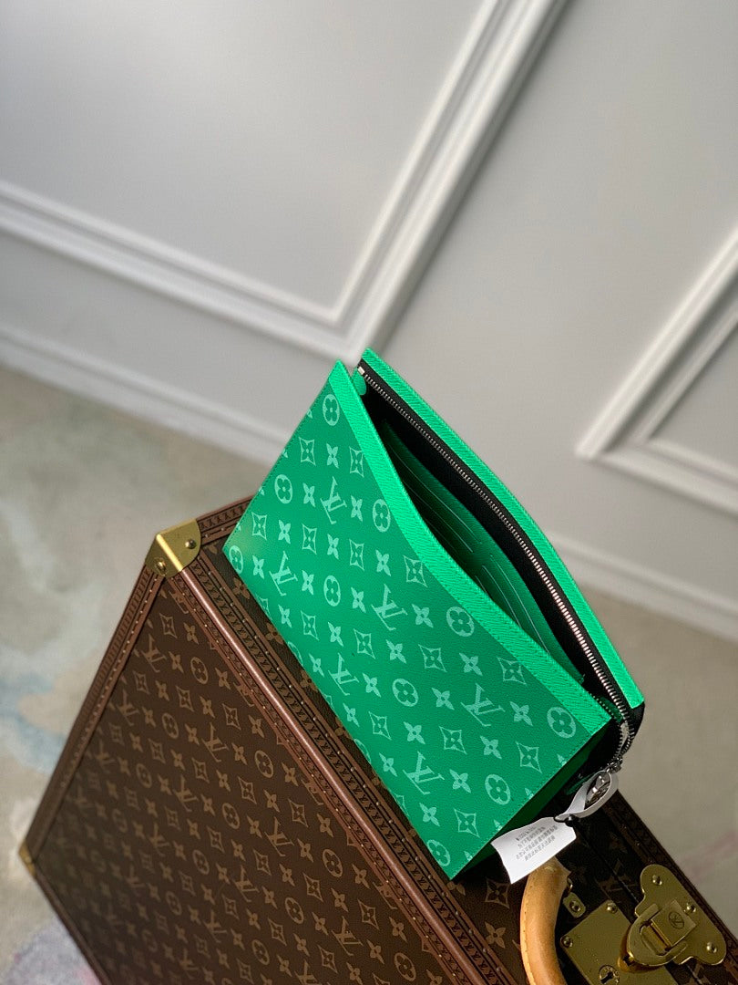 Pochette – Réf. M83099 · Monogram Vert