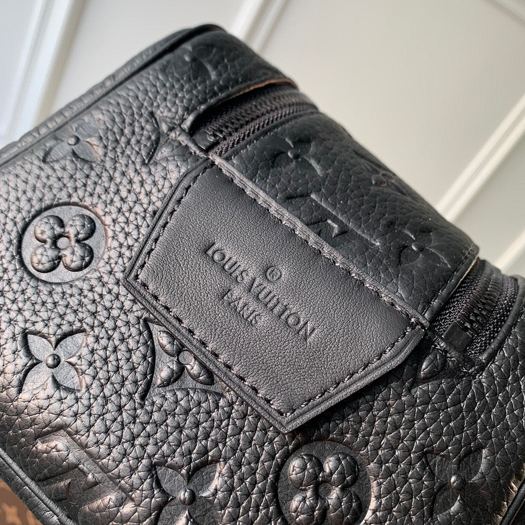 Pochette – Réf. M82576 · Cuir · Coloris 6