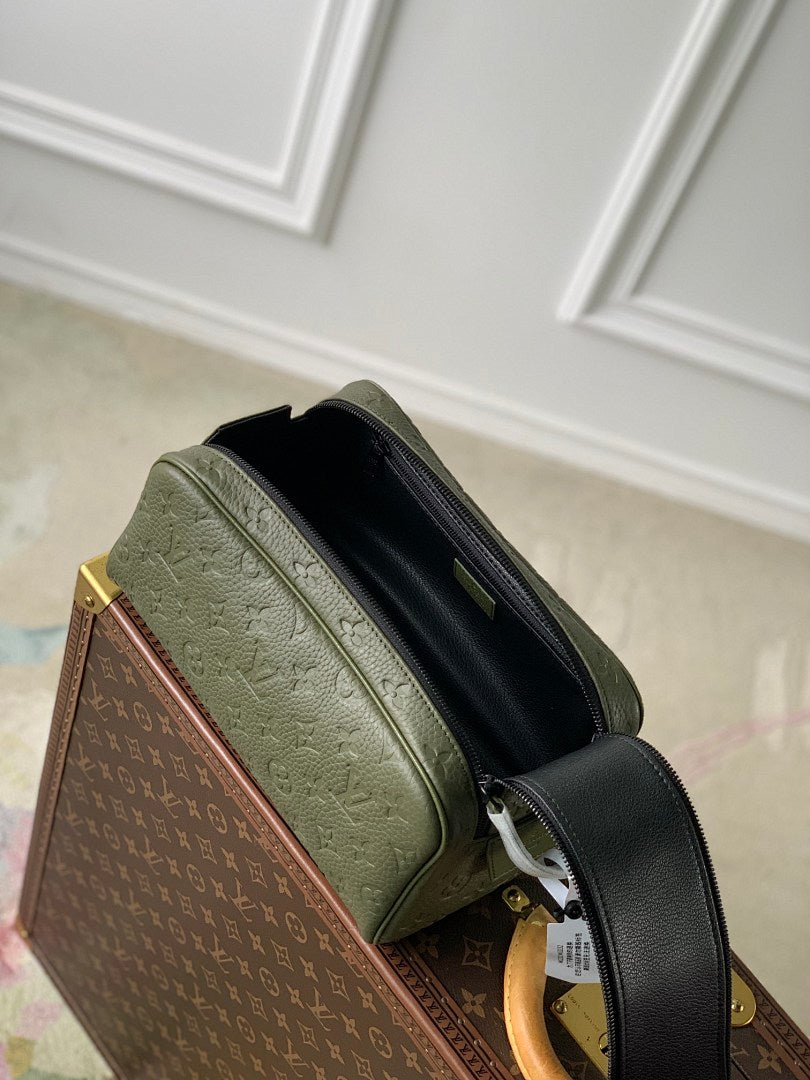 Pochette – Réf. M82576 · Cuir · Coloris 2