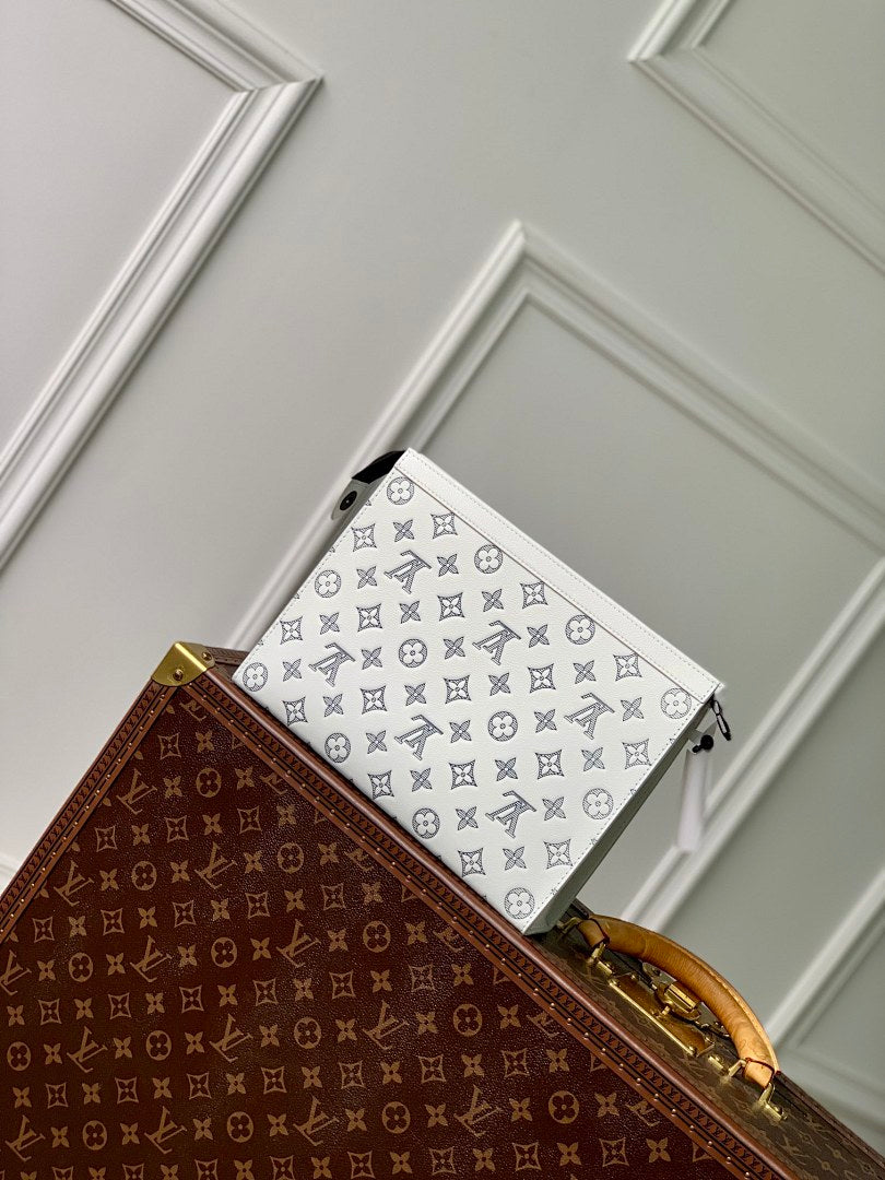 Pochette – Réf. M61692 · Blanc Doux