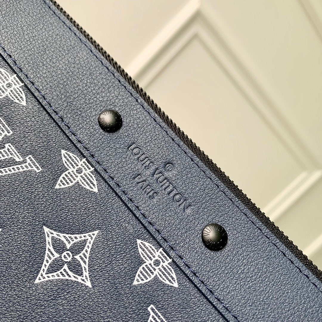 Pochette – Réf. M81570 · Bleu Doux