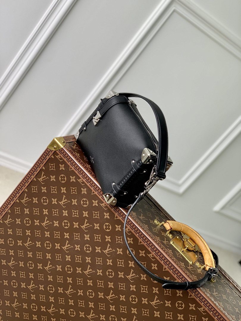 Sac à main Trunk – Réf. M25160 · Noir