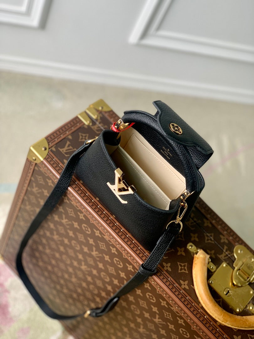 Sac à main Capucines – Réf. M23950 · Mini