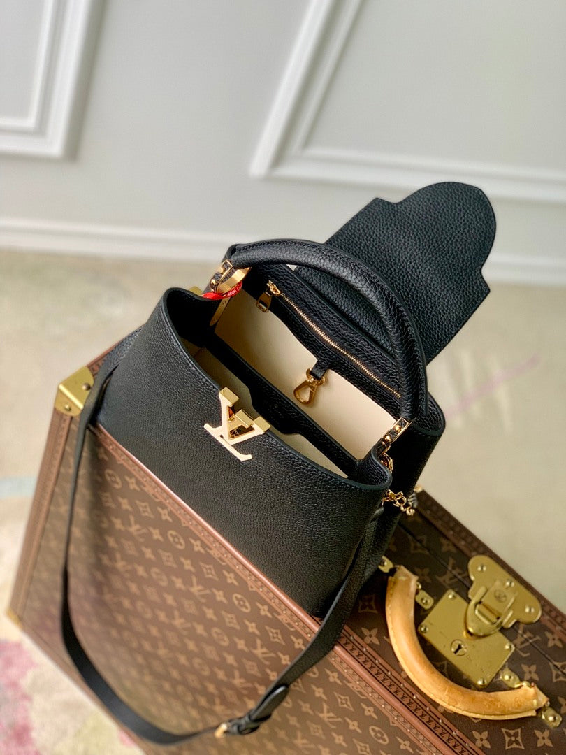 Sac à main Capucines – Réf. M23950 · PM