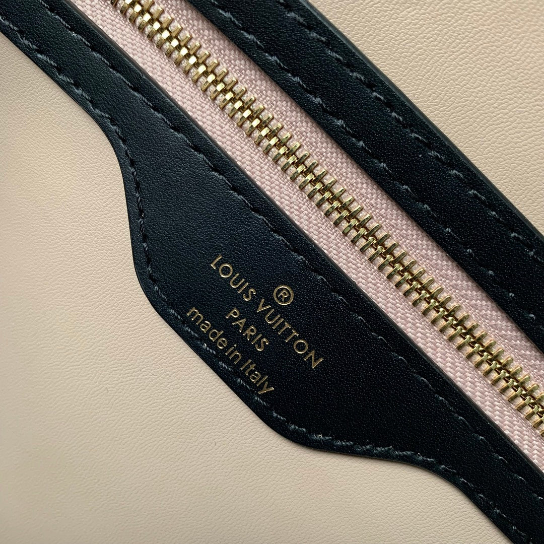 Sac à main – Réf. M24206 · Noir