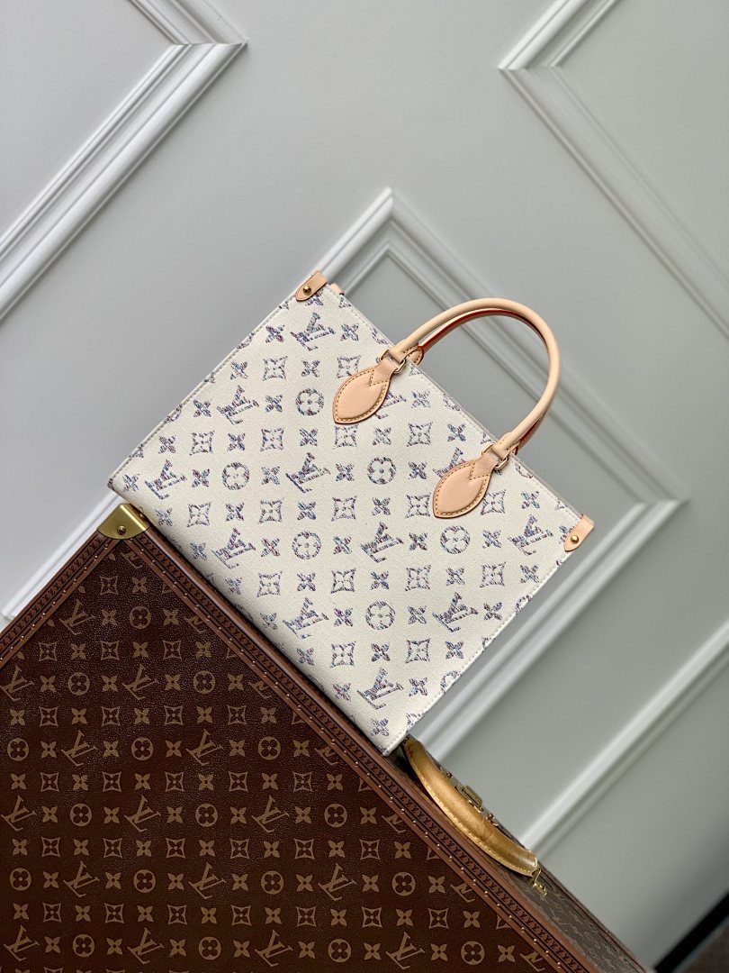 Sac à main OnTheGo – Réf. M24708 · Blanc