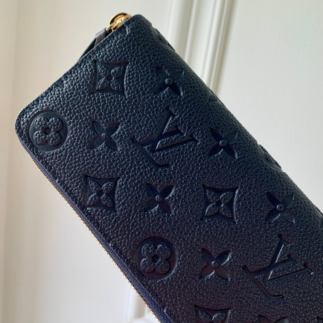 Portefeuille – Réf. M83594 · Bleu Nuit
