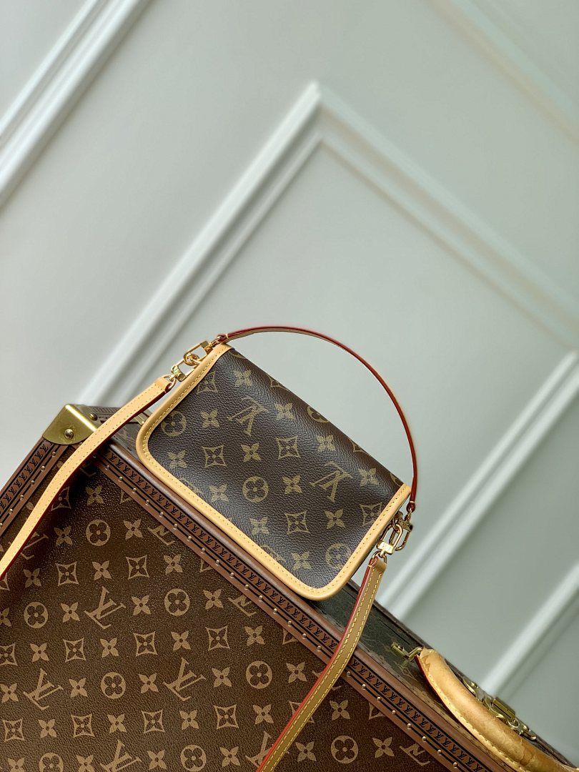 Sac à main – Réf. M83566 · Monogram