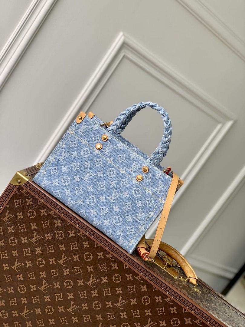 Sac à main OnTheGo – Réf. M24897