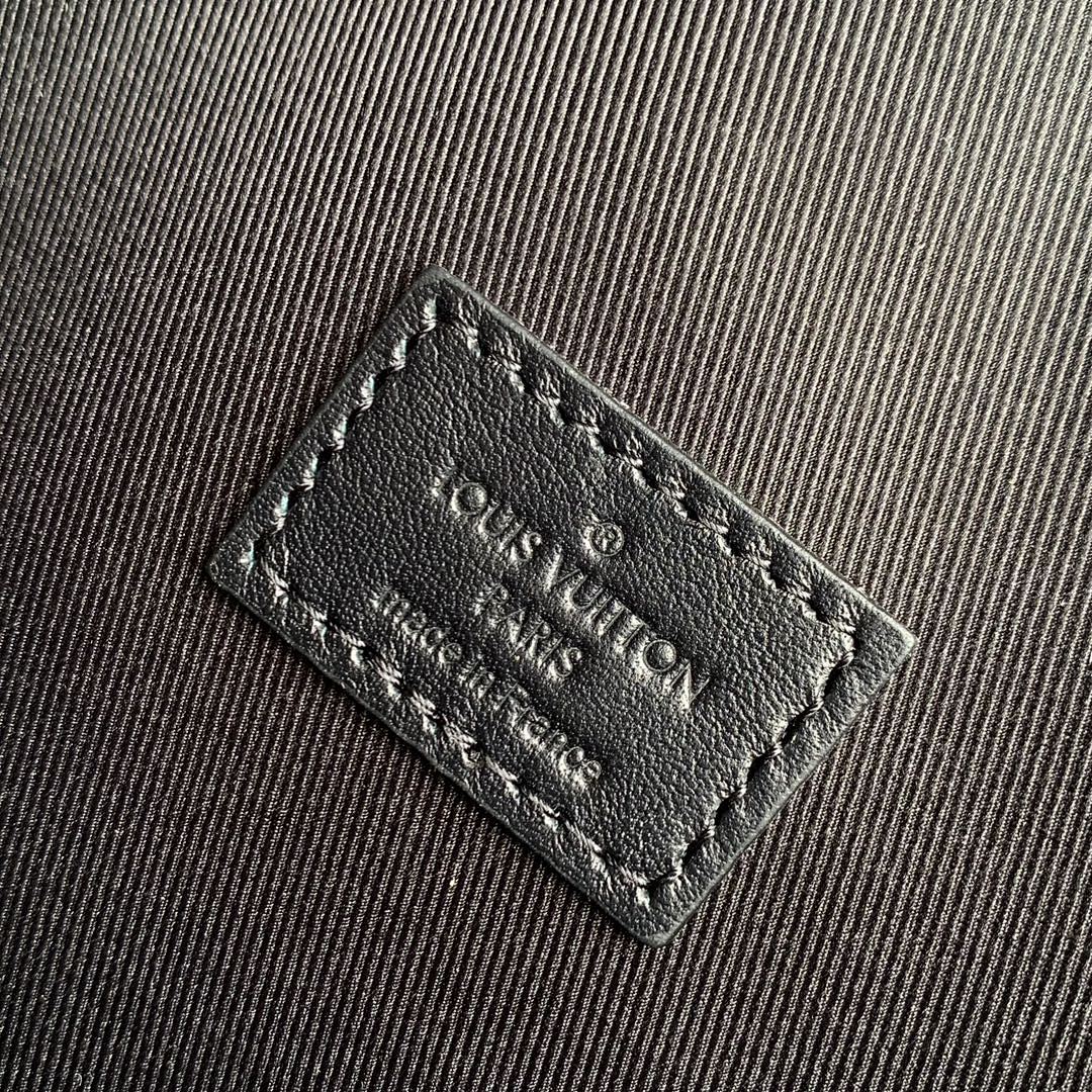 Sacoche – Réf. M83567 · Monogram