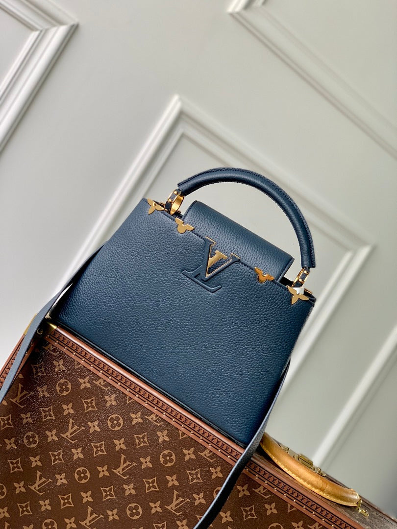 Sac à main Capucines – Réf. M24567 · Coloris 1
