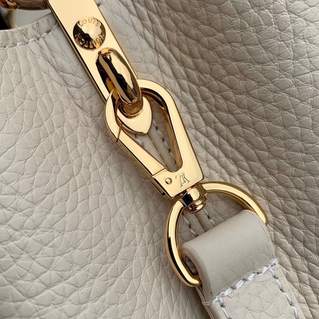 Sac à main Capucines – Réf. M23943 · Coloris 1