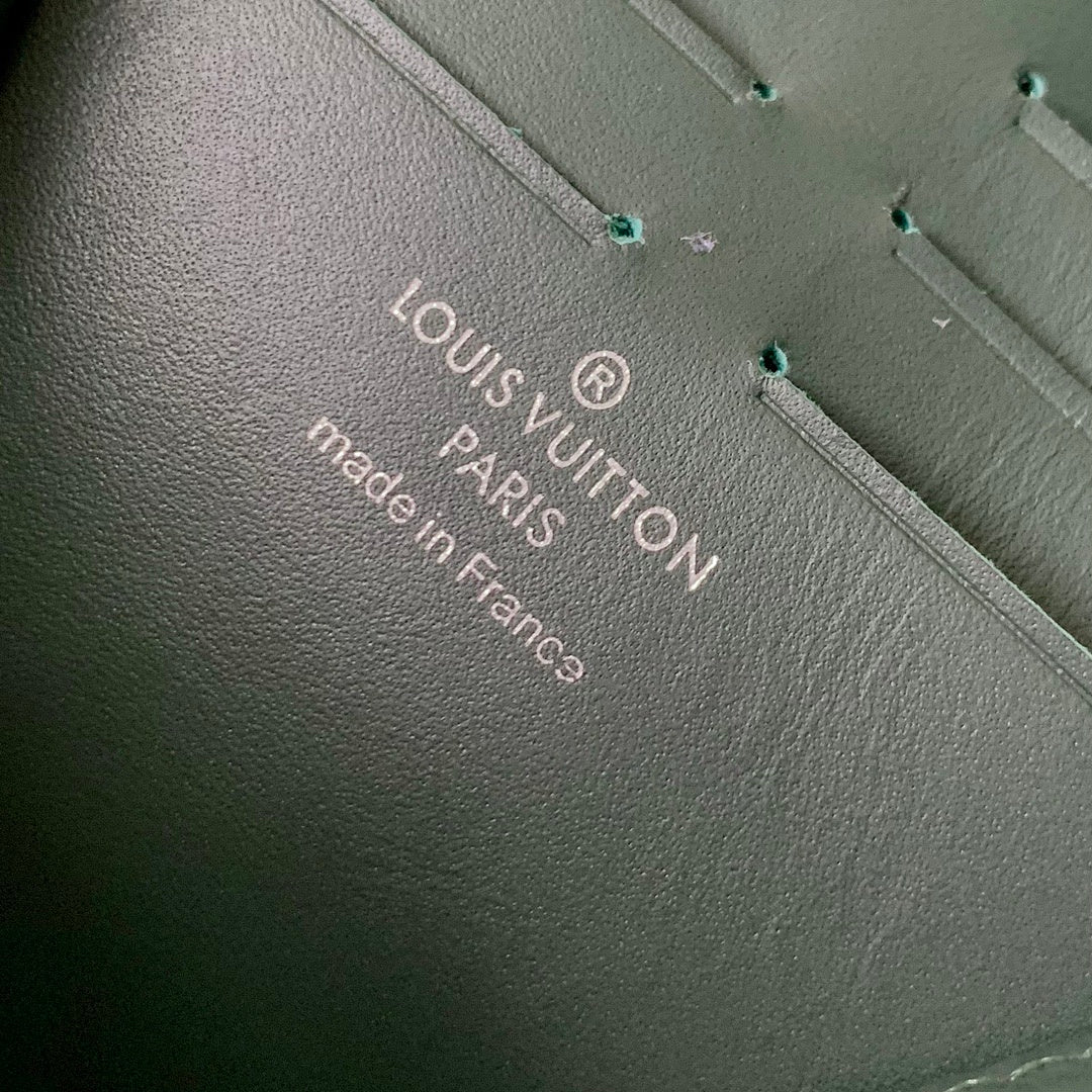 Pochette – Réf. M61692 · Coloris 15