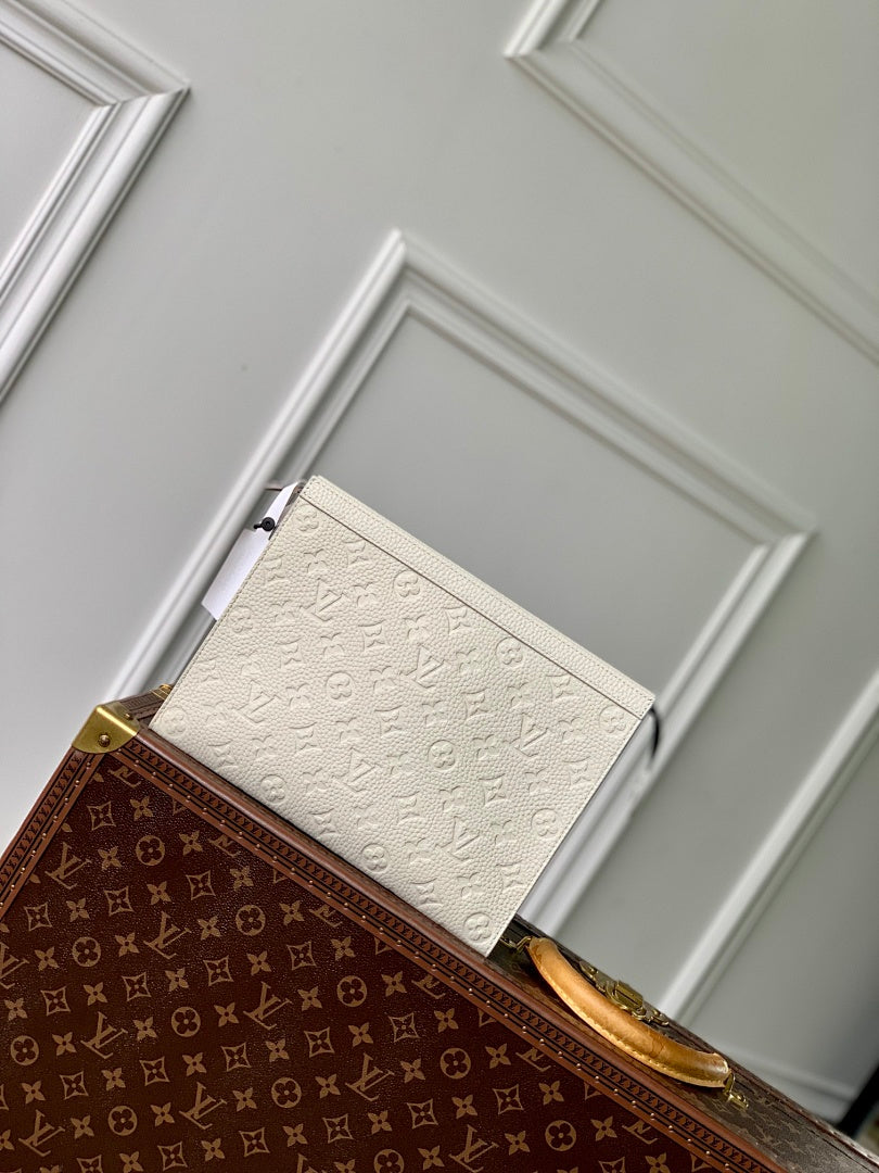 Pochette – Réf. M61692 · Coloris 12