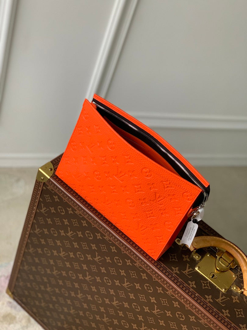 Pochette – Réf. M61692 · Coloris 11