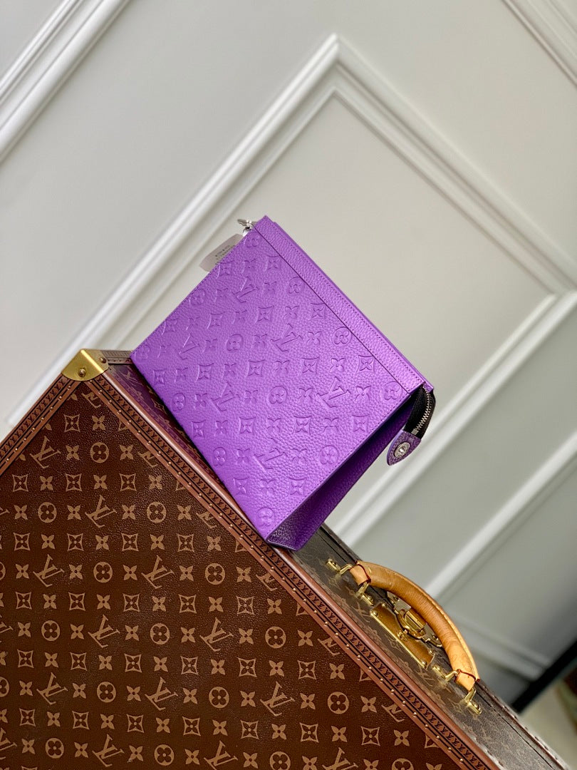Pochette – Réf. M61692 · Coloris 10