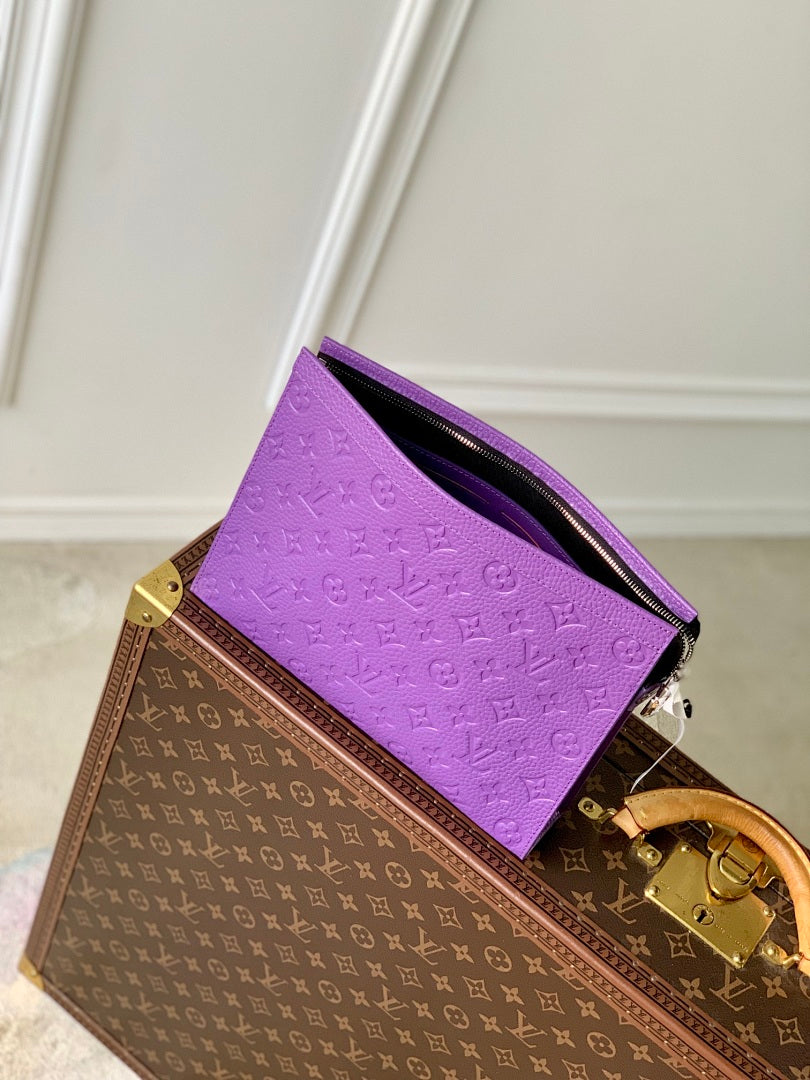 Pochette – Réf. M61692 · Coloris 10