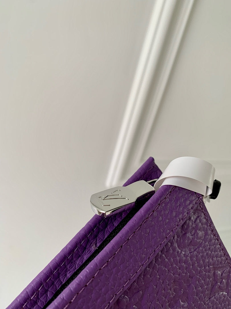 Pochette – Réf. M61692 · Coloris 10