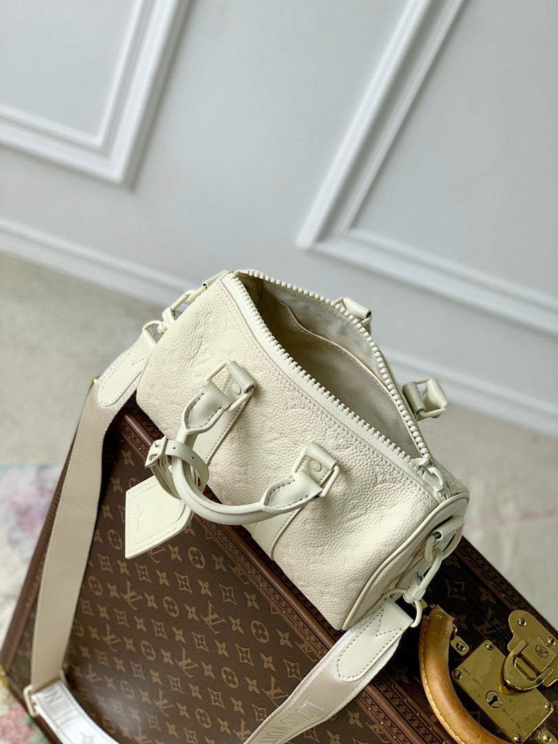 Sac de voyage Keepall – Réf. M24434 · Blanc