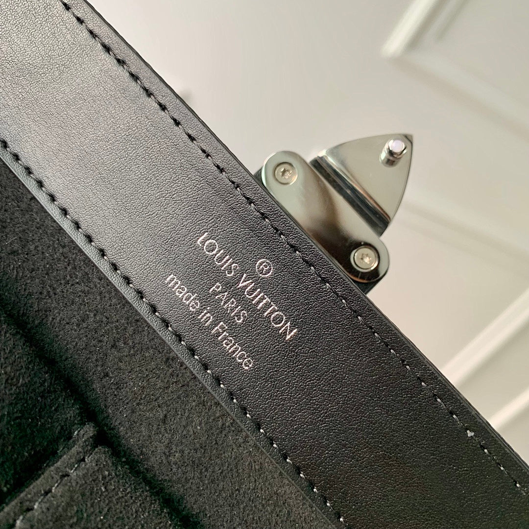 Pochette – Réf. HH91 · Monogram Noir