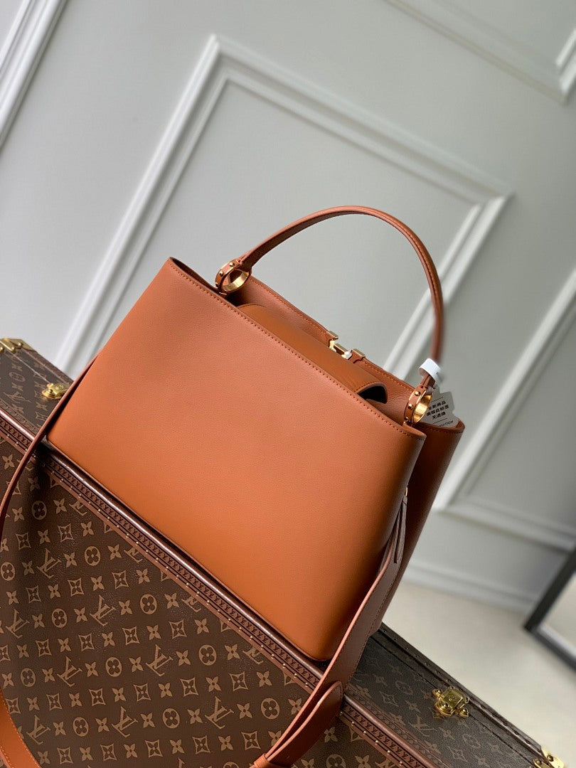 Sac à main Capucines – Réf. M24607 · Coloris 2
