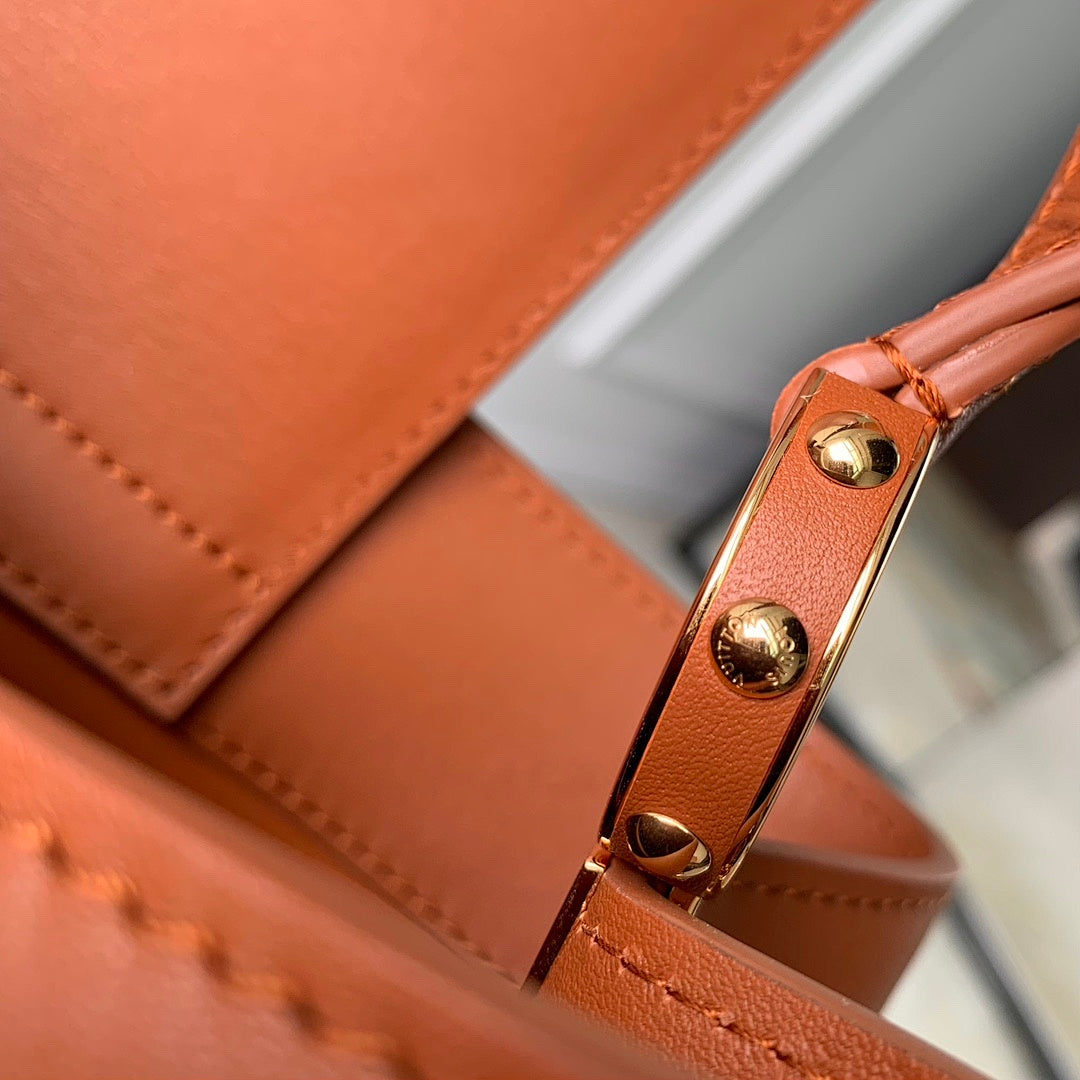 Sac à main Capucines – Réf. M24607 · Coloris 2
