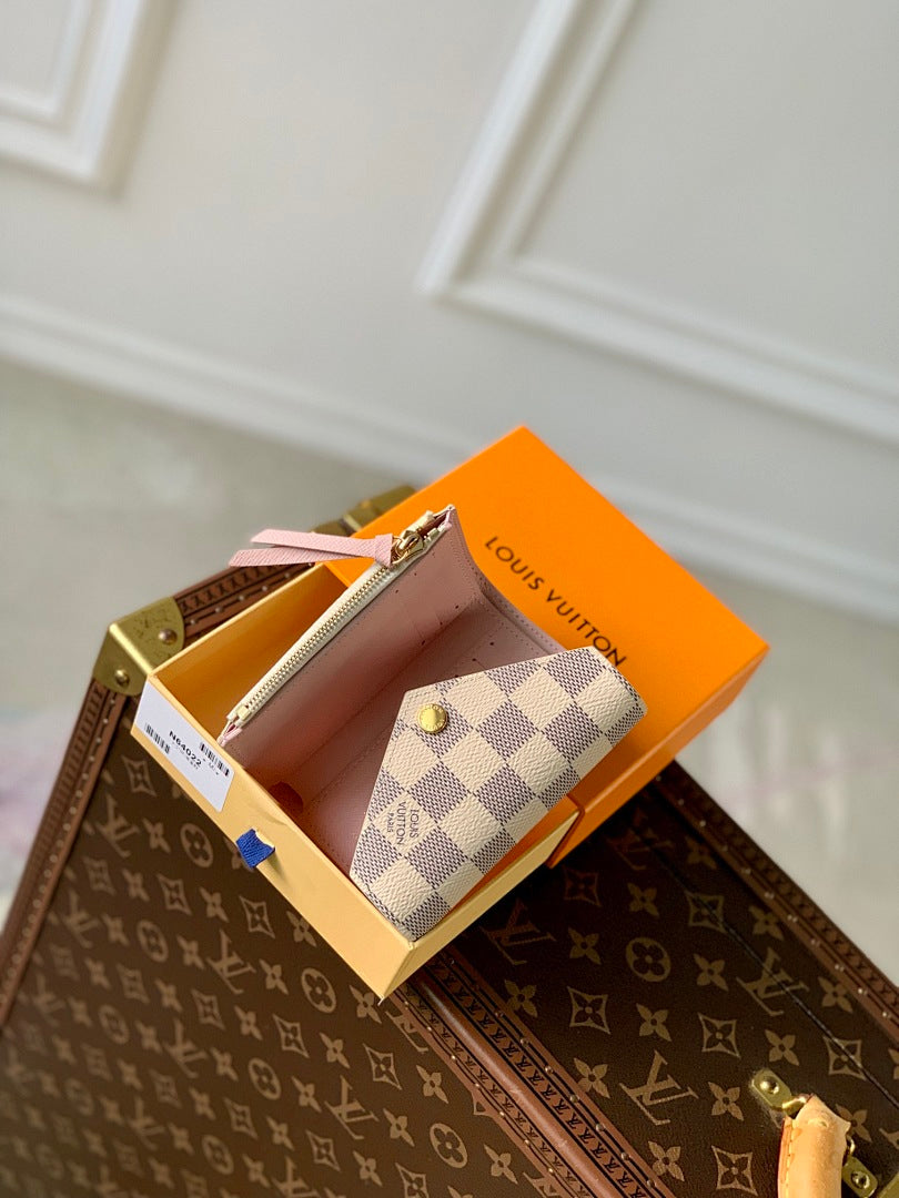 Portefeuille – Réf. M64022 · Damier Azur Rose