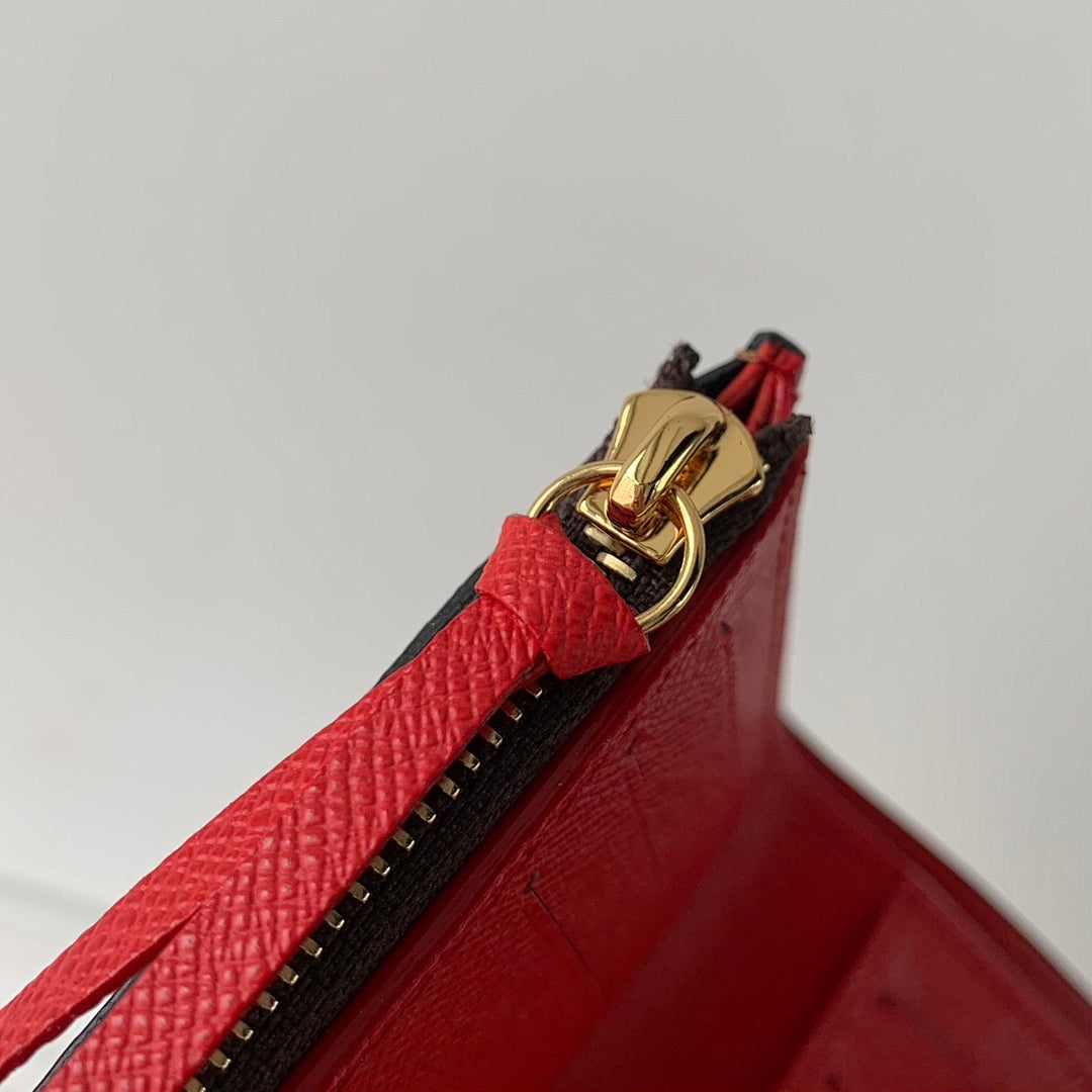 Portefeuille – Réf. HH142M41659 · Damier Ébène Rouge