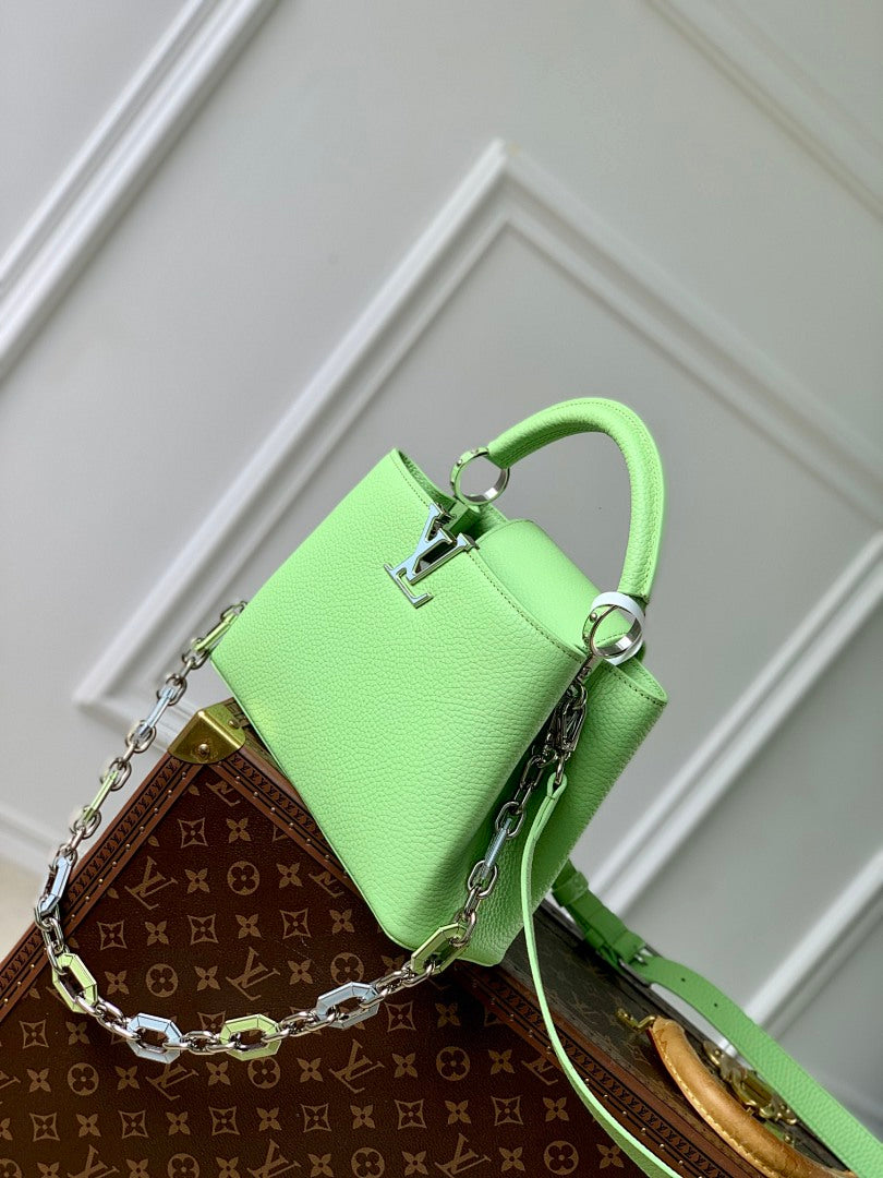 Sac à main Capucines – Réf. M24683 · PM · Coloris 2
