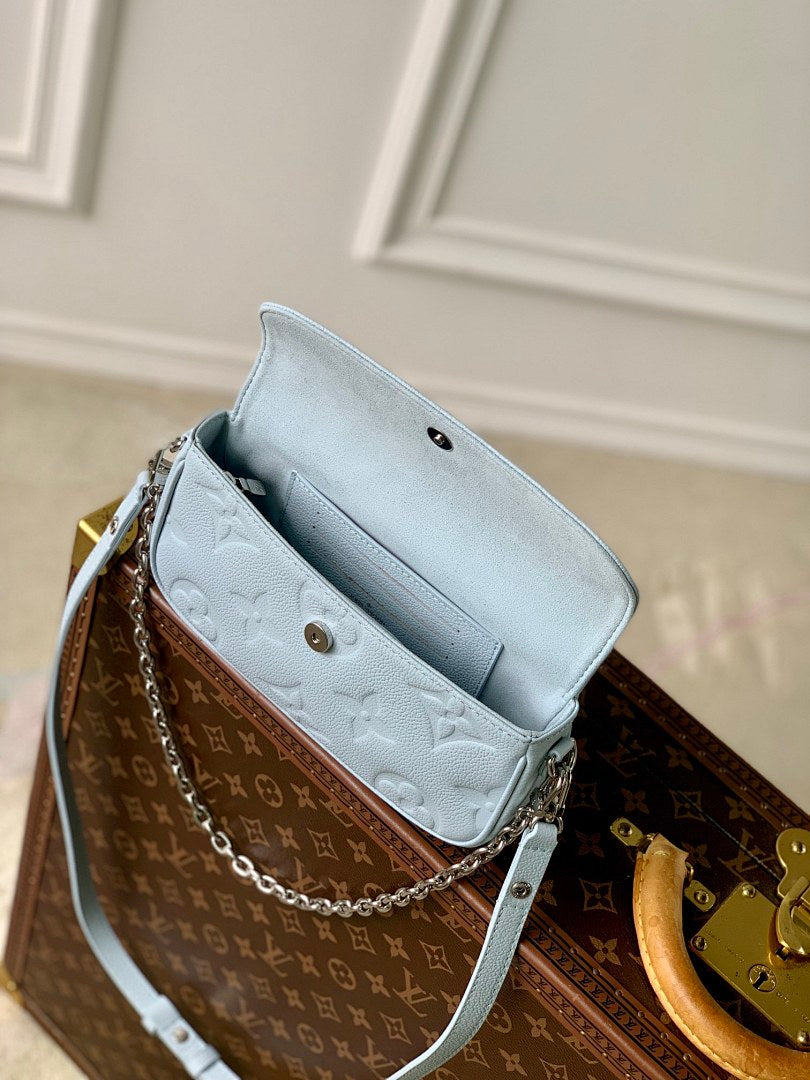 Sac à main – Réf. M82210 · Coloris 1