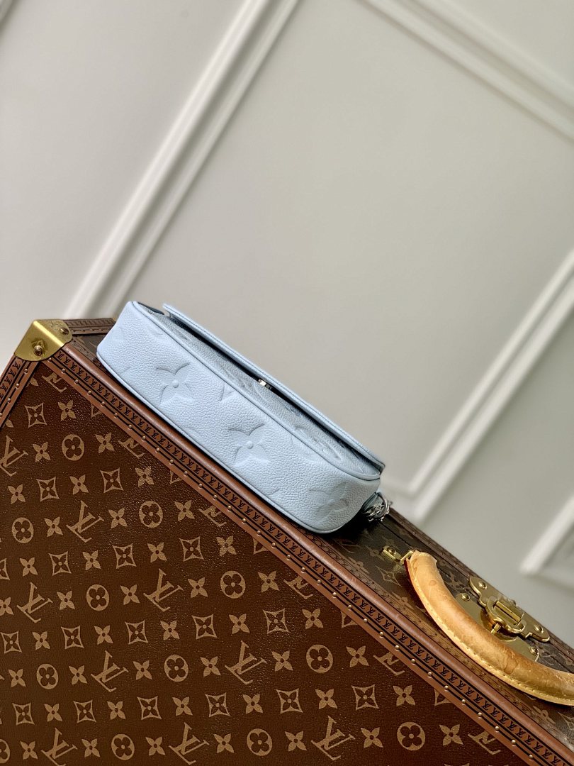 Sac à main – Réf. M82210 · Coloris 1