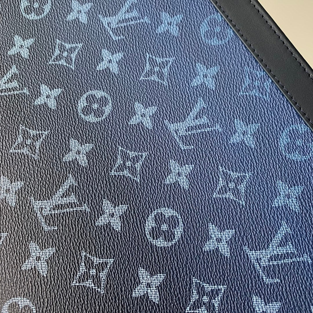 Pochette – Réf. M61692 · Bleu