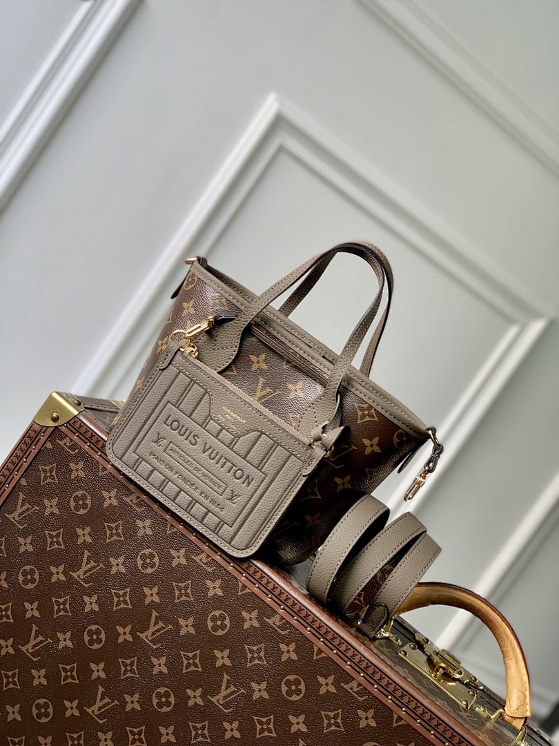Sac à main Neverfull – Réf. M12109 · Gris