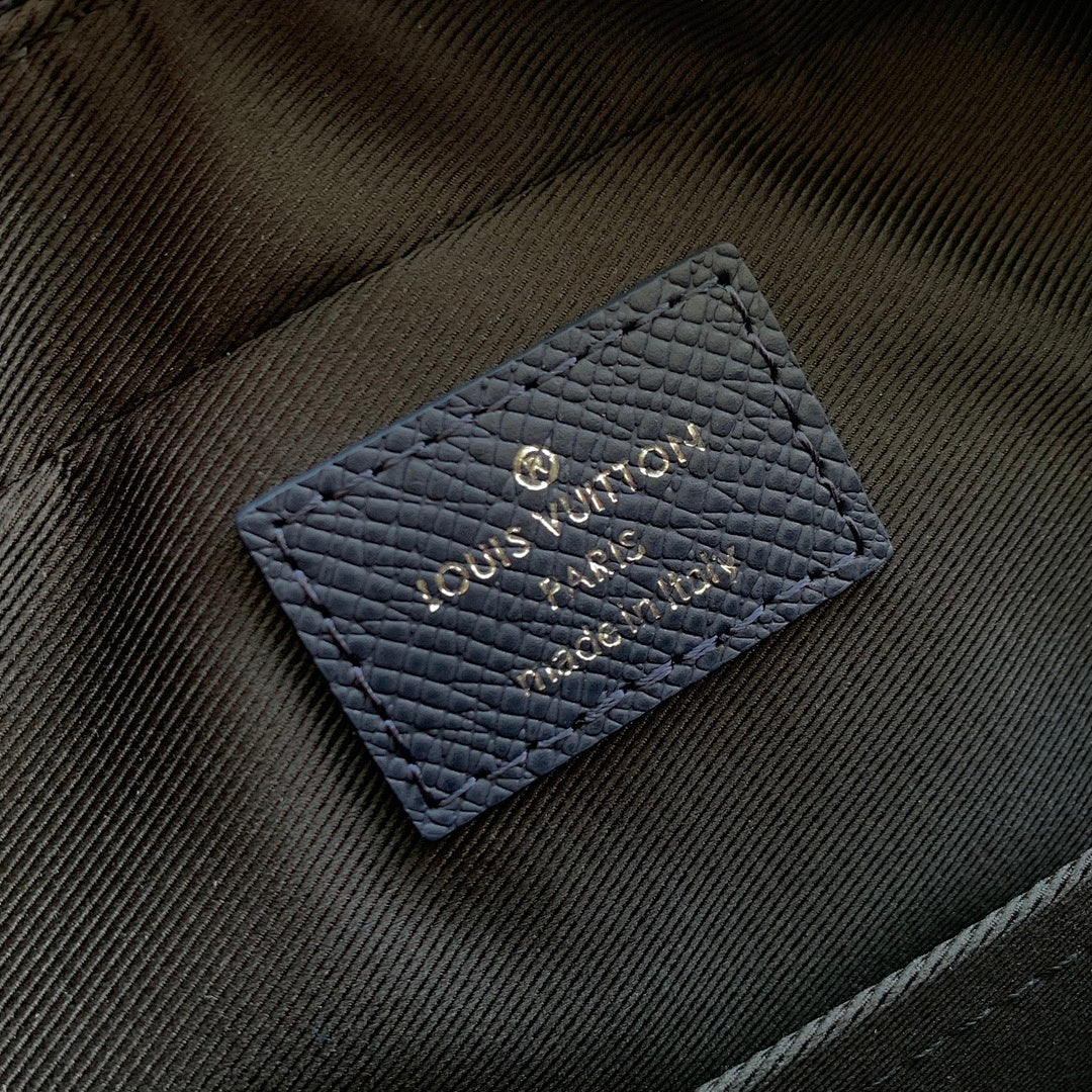 Sacoche Messenger – Réf. M11657 · Bleu Nuit